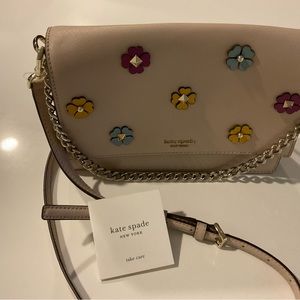 Kate Spade tan/pink crossbody bag.